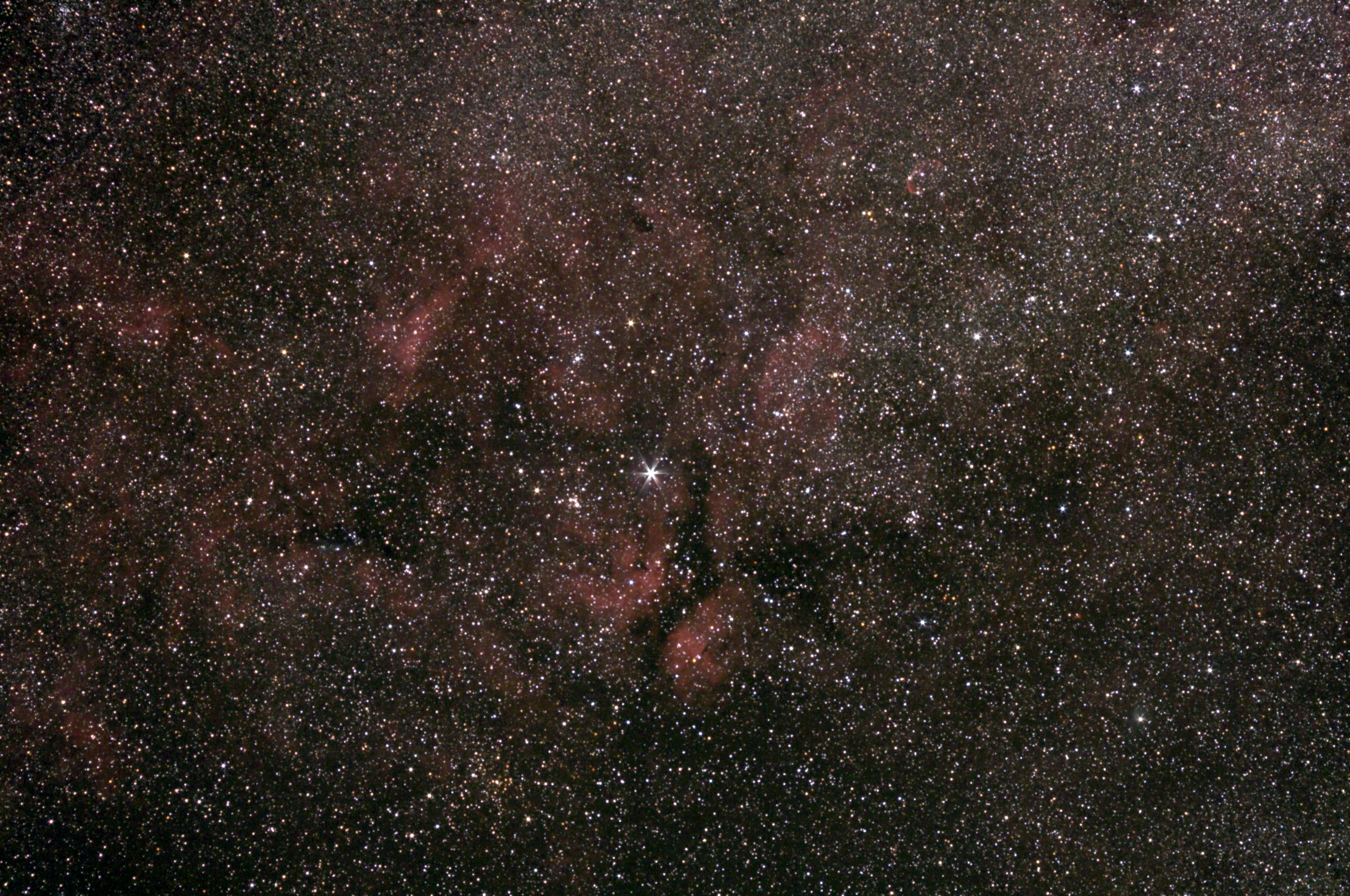 IC1318_2008_05_09_merge1_bearb3.jpg